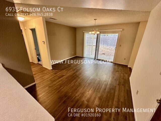 Photo - 6935 Folsom Oaks Ct