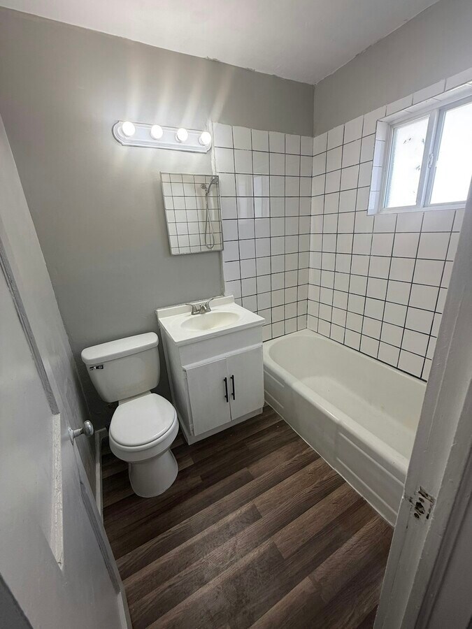 Photo - 810 S Terrace Dr