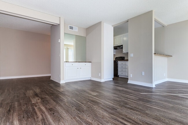 Birchwood Village Apartment Homes