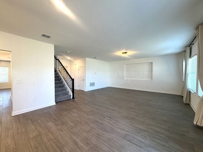 Photo - 5774 Stephens Rd