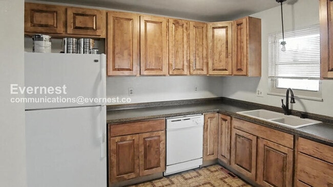 Photo - 2115 Diana Dr