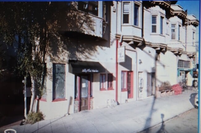 Building Photo - 2452 Sacramento St Unit Front