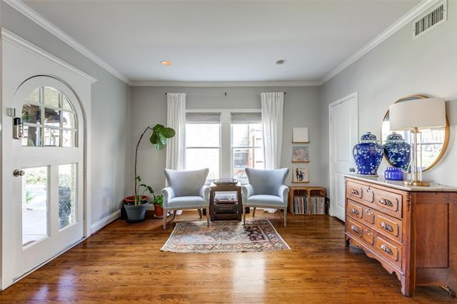 Photo - 3619 Asbury St