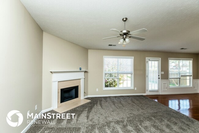 Photo - 116 Sparkling Spring Trail