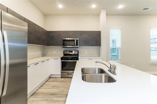 Photo - 1336 Creekbank Dr