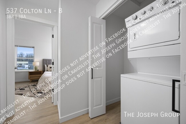 Photo - 537 Colton Ln