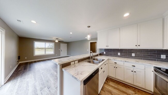 Photo - 11852 Ridgeway Dr