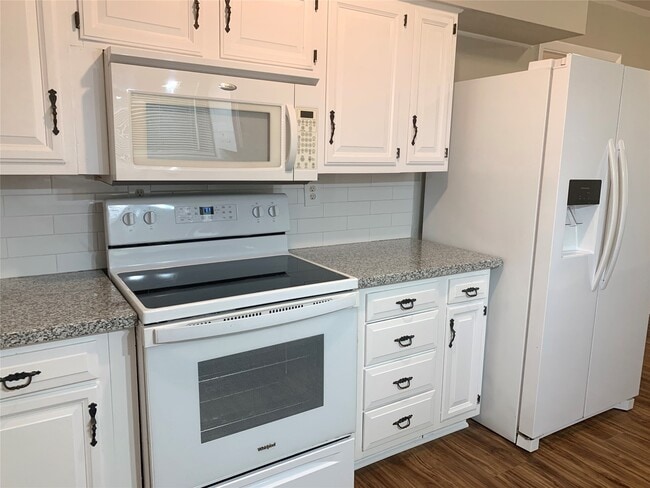 Building Photo - 4423 Warm Springs Rd