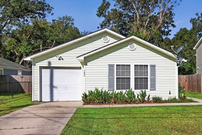 Photo - 182 Tafflinger Rd