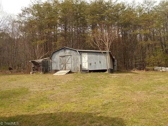 Photo - 1110 Birdsong Rd