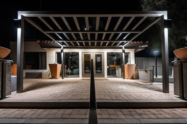 Photo - The Pointe at South Mountain