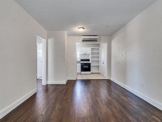 Photo - 7622 Pecan Villas Dr