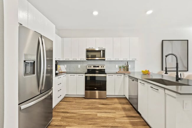 Photo - Azalea Luxury Apartments