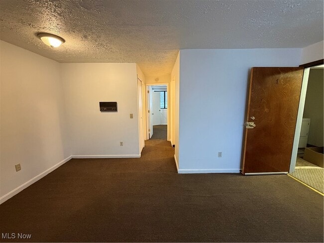 Photo - 4107 Orchard Dale Dr NW Unit 1