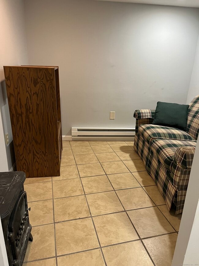 Photo - 1397 State St Unit B-2