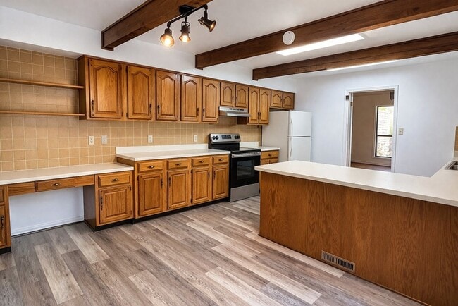 Photo - 2416 Birkdale Ln