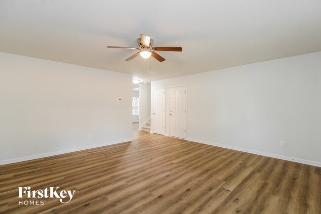 Photo - 903 Newell St