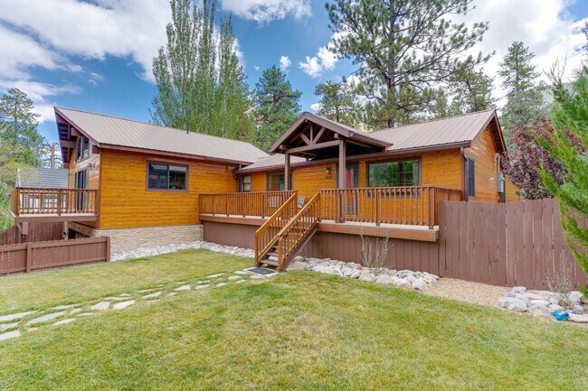 Building Photo - Tranquil Mountain Retreat in Mount Charleston Rental
