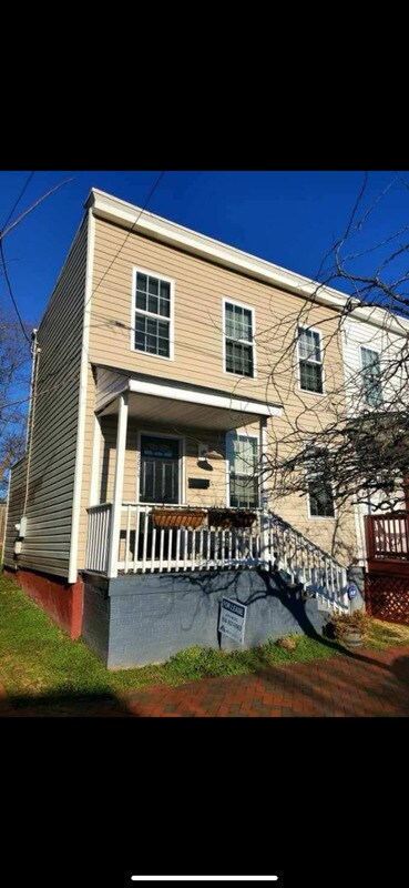 2204 E Leigh St - 2204 E Leigh St Townhome