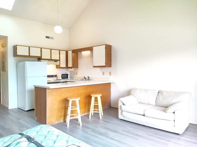 Photo - 510 Fairwood Lakes Dr Unit 19E