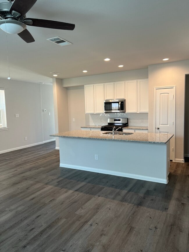 Photo - 3911 Faletti Dr