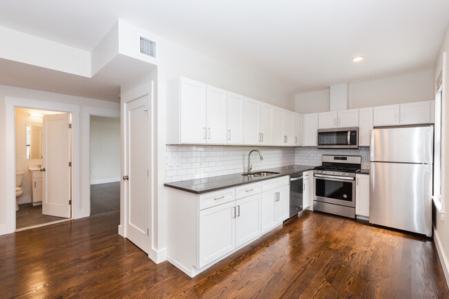 Building Photo - 22 Clary St Unit 3R