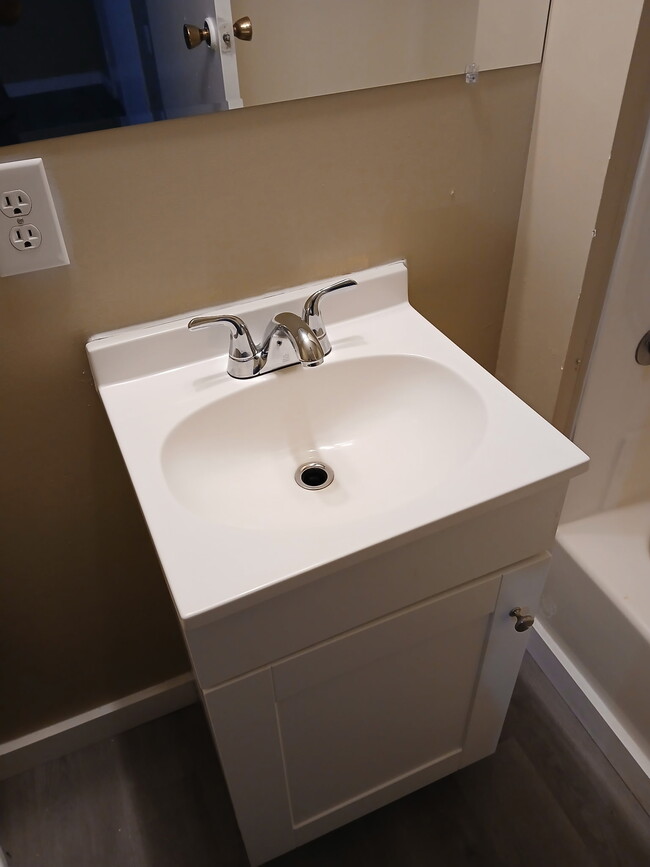 Photo - 204 N Warren St Unit 2