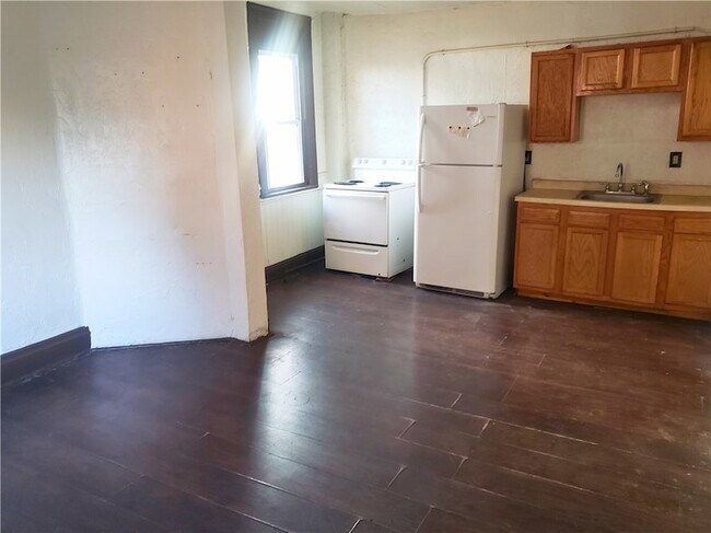 Photo - 1 Camp Ave Unidad 3