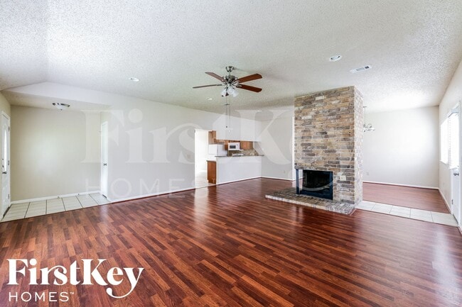 Photo - 21407 Highland Knolls Dr