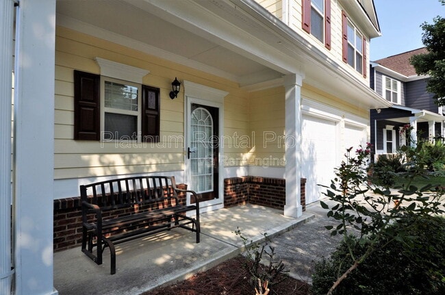 Photo - 1464 Wilford Dr NE