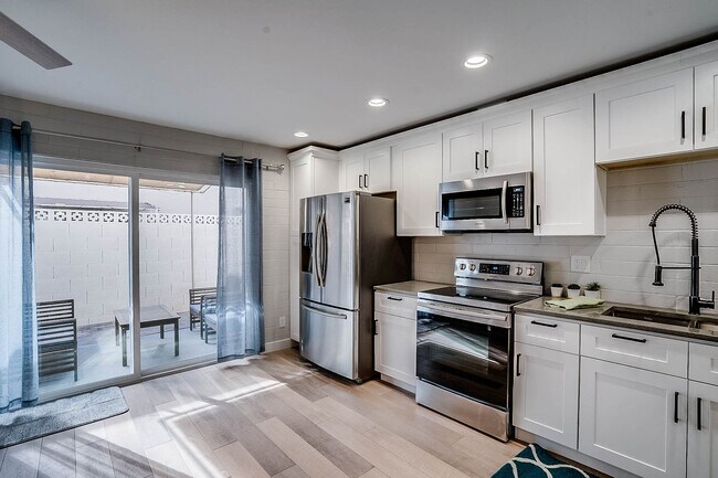 Photo - 4848 N Woodmere Fairway Unit 2