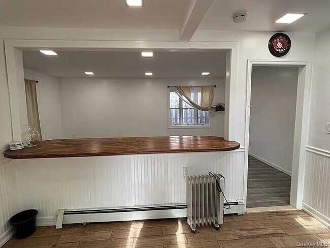 Photo - 61 Montgomery Ave