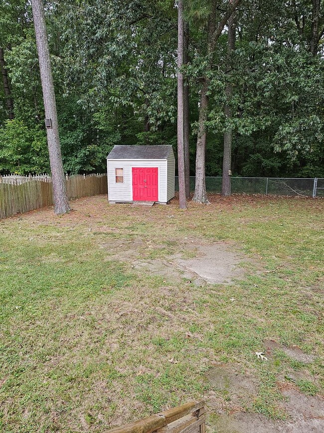 Photo - 803 Haskins Dr