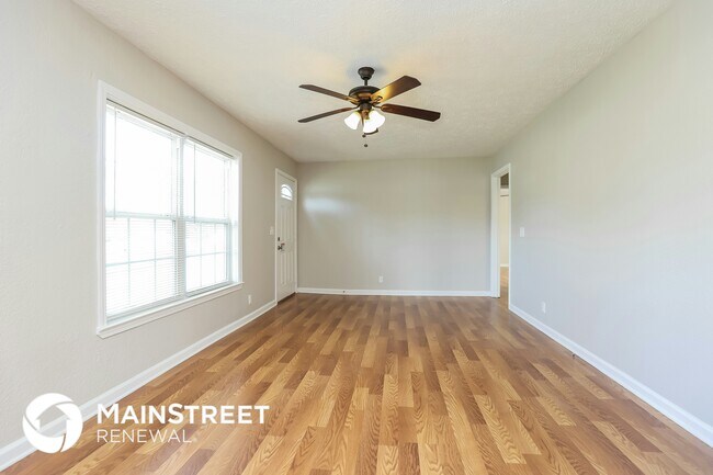 Photo - 380 Meadowview Dr
