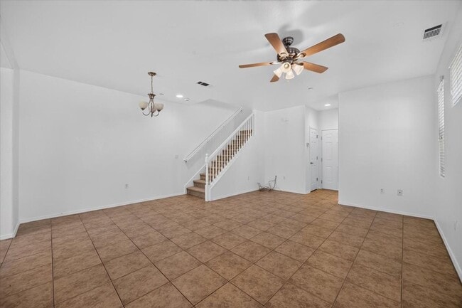 Photo - 1140 W Walter Ave