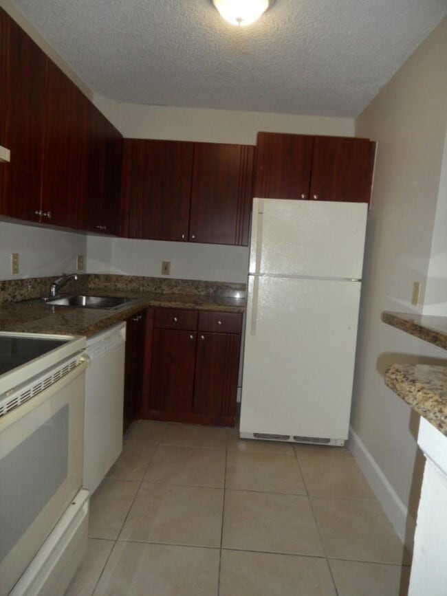 Photo - 10773 Cleary Blvd Unit 110