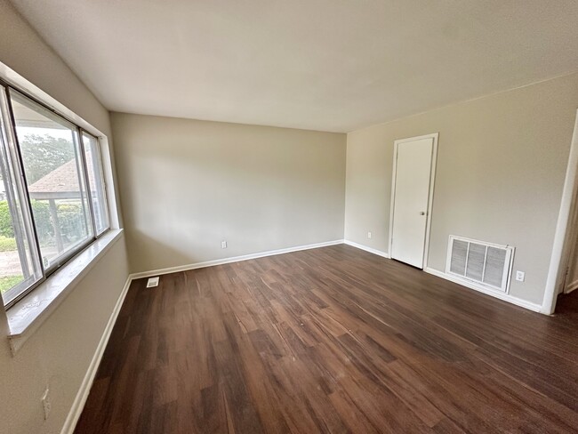 Photo - 3609 Ellis Ave SW