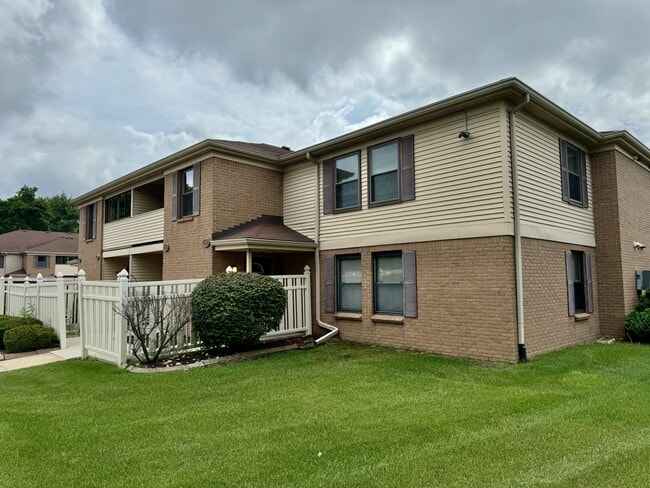 Photo - 19536 Northridge Dr