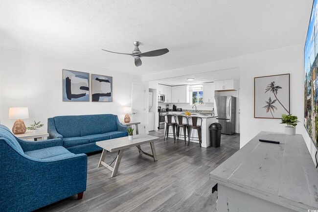 Photo - 409 17th Ave N