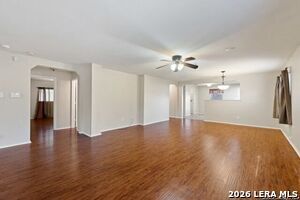 Photo - 160 Kaylee Chase