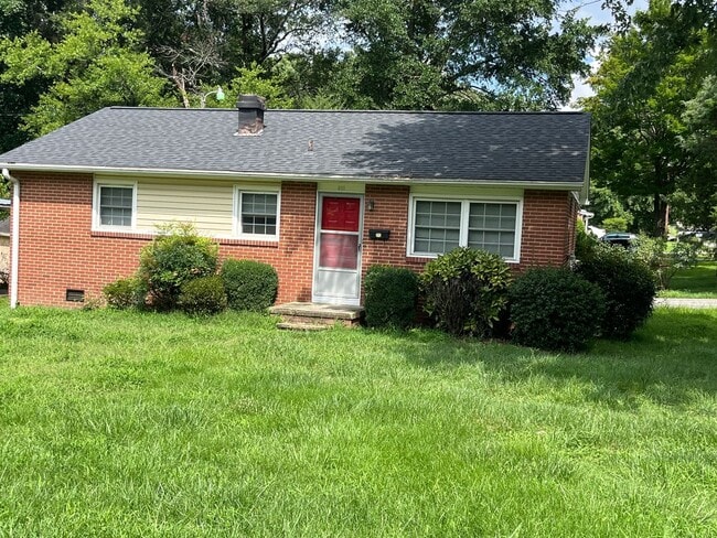 PENDING APPLICATION! - PENDING APPLICATION! House