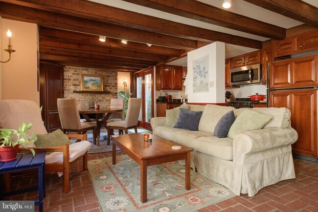 Photo - 51 Pinkney St