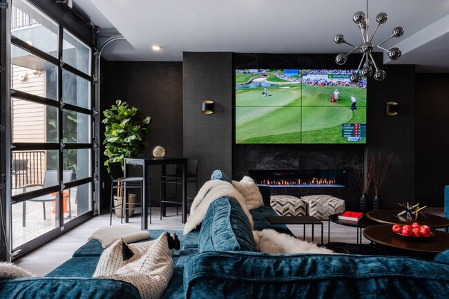 Photo - 9 Tower Ln Unidad SI FL2-ID1380094P