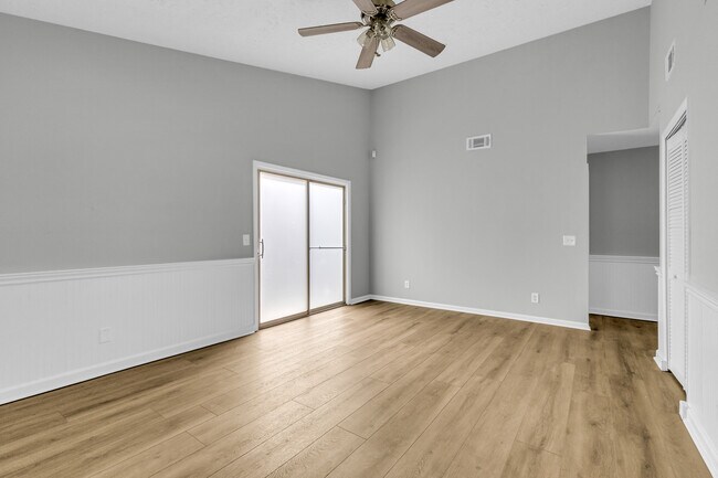 Photo - 123 Peachtree Dr