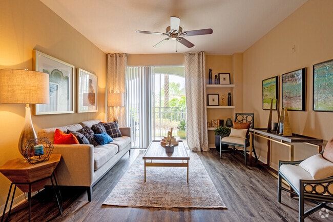 3BR,2BA 1,328 SqFt
