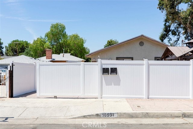 Building Photo - 10531 Greenburn Ave