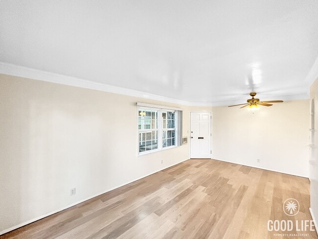 Photo - Beautiful 1BD/1BA Condo in Hillcrest W/ Shared Backyard & Laundry Room! Unit 3030