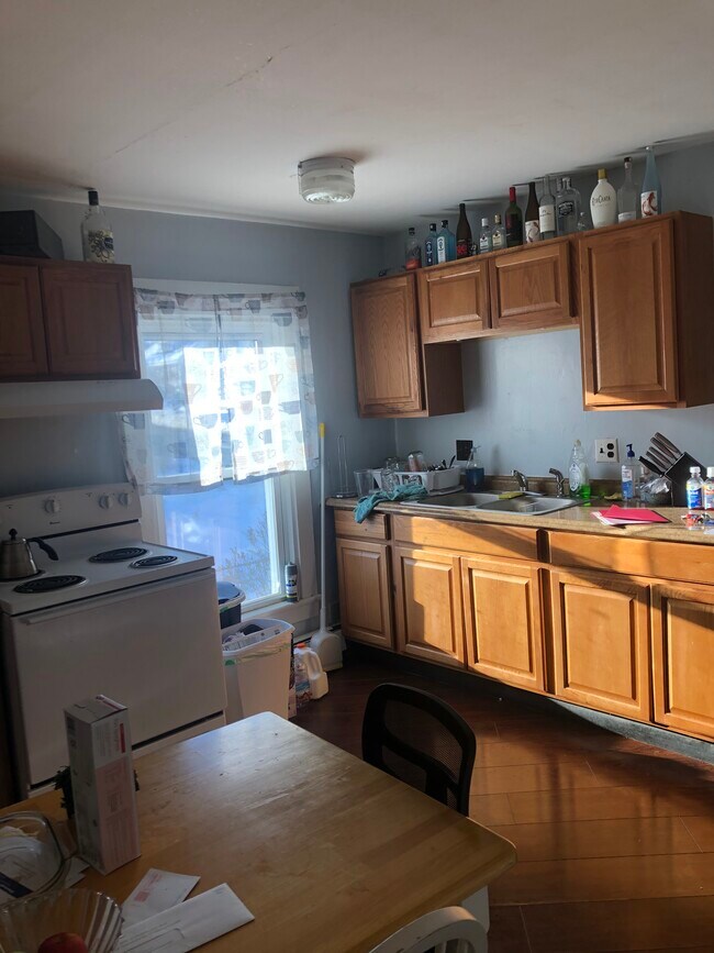 167 Perham St Unit 167 apartment 2 Farmington, ME