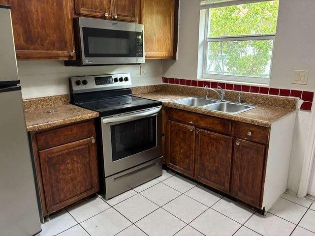 Photo - 1329 NW 8th Ave