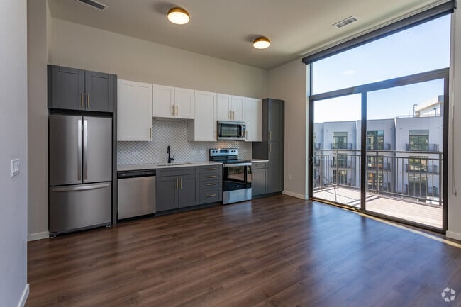 1HAB, 1BA - 669 ft² - Mae on Cascade